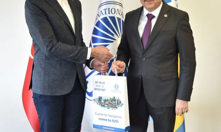 IUS and MIBO Komunikacije Sign MoU Linking IT Industry with Academia